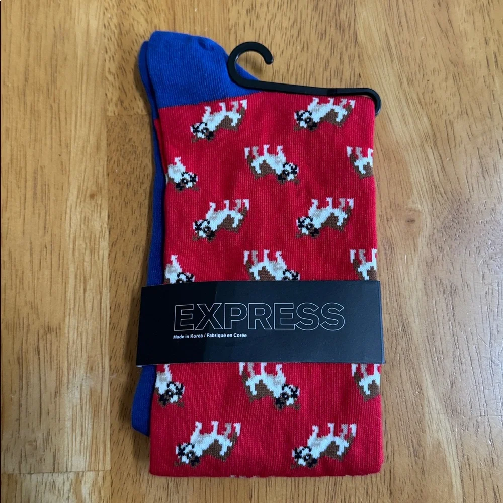 🎁NWT Express Socks Dogs Fun Socks Shoe Size 8-12
